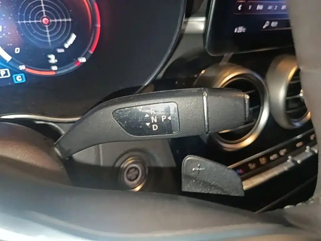 Mercedes-Benz GLC — миниатюра 14
