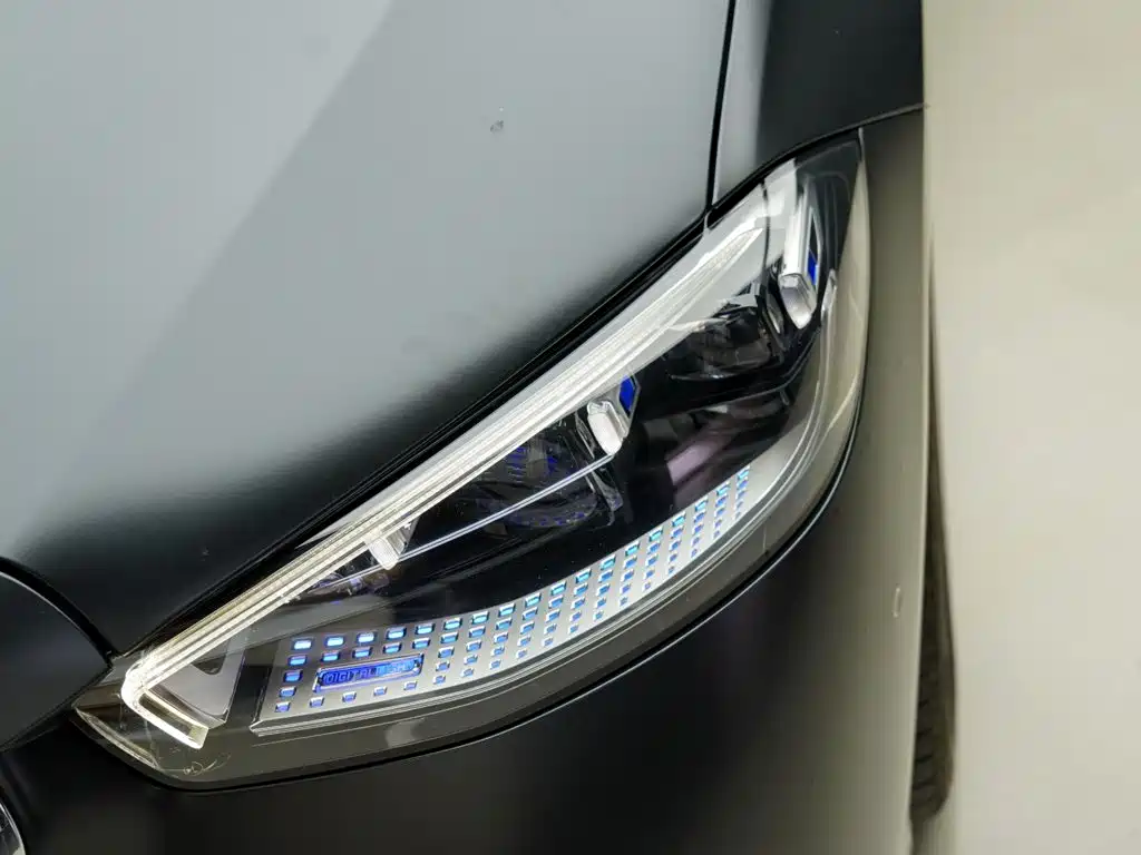 Mercedes-Benz S-Class — миниатюра 4