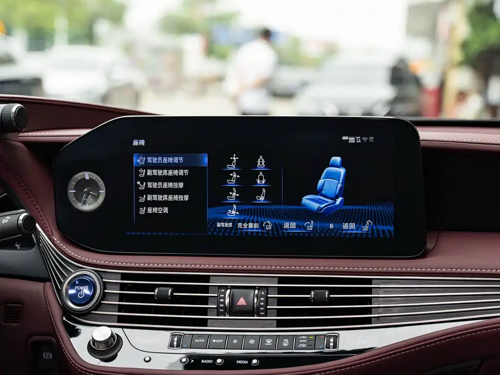 Lexus LS — миниатюра 16