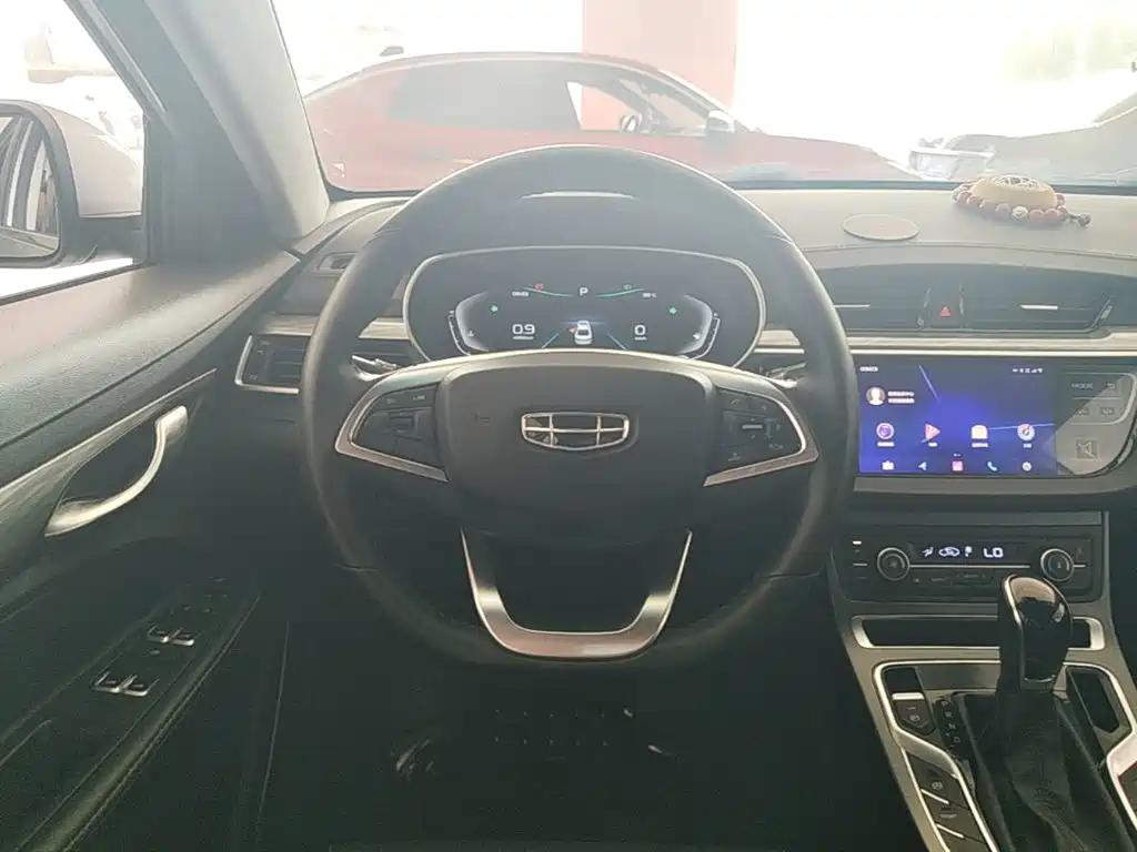 Geely Emgrand — миниатюра 11