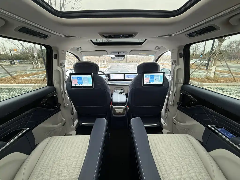 SAIC MAXUS CHASE G90