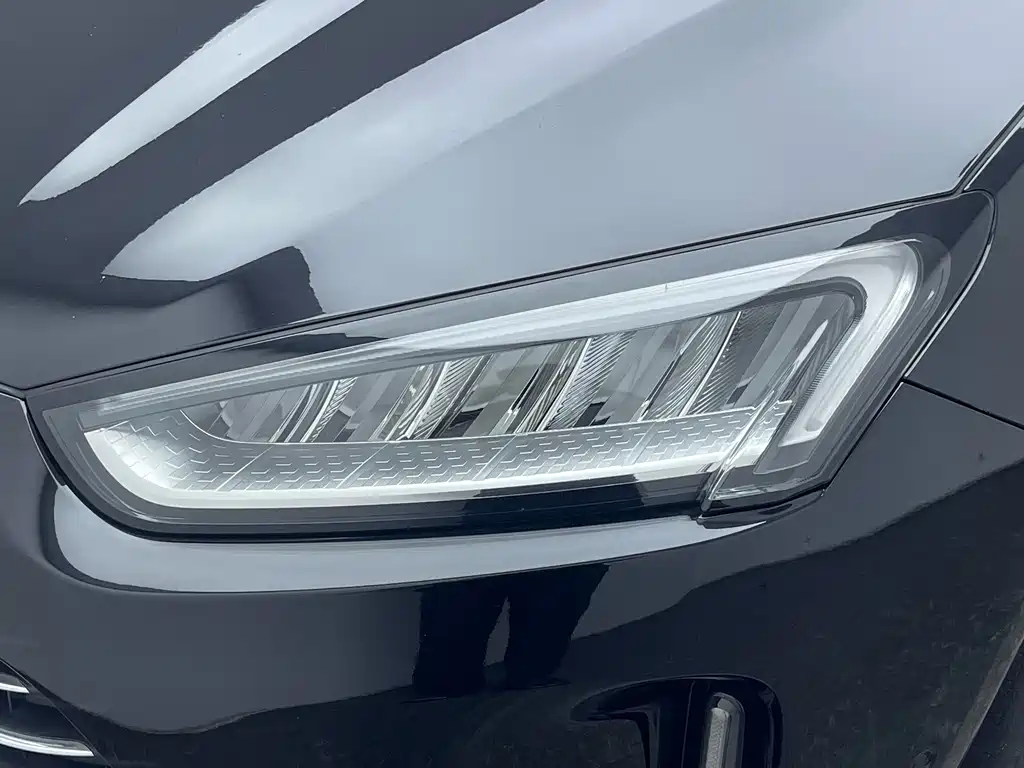 AITO Wenjie AITO M5 — миниатюра 9