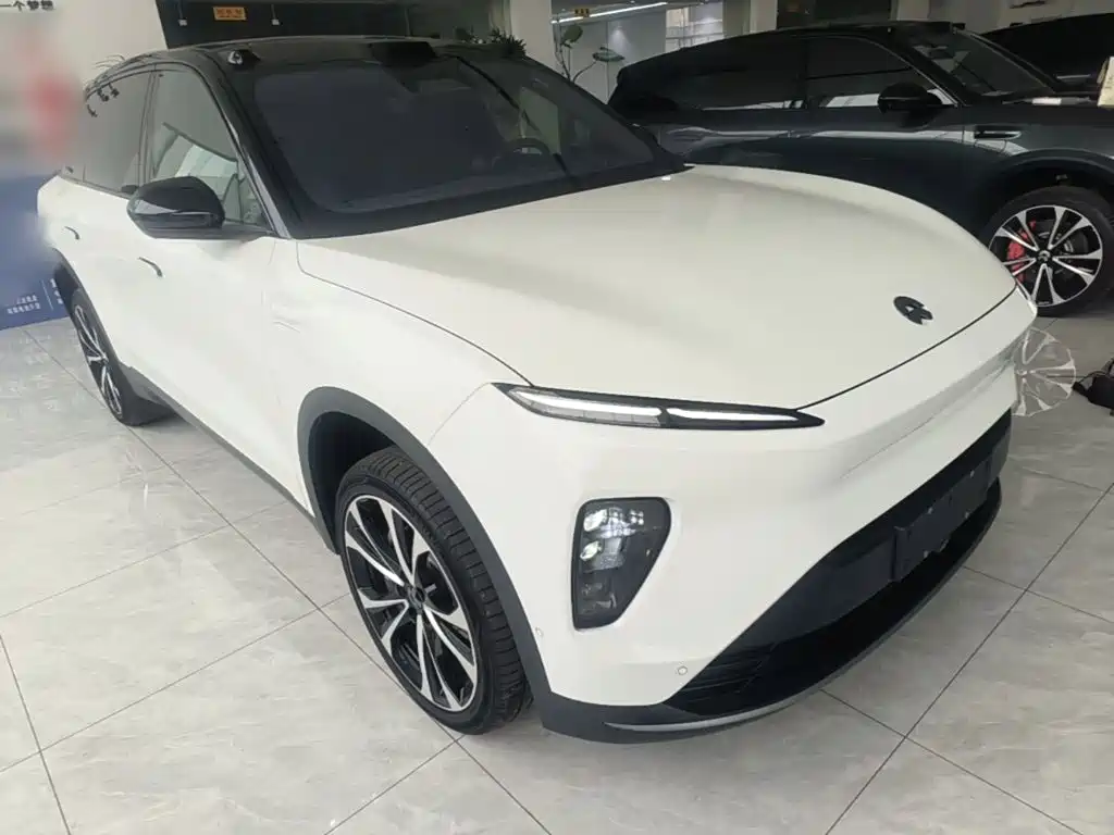 NIO ES8 — миниатюра 4