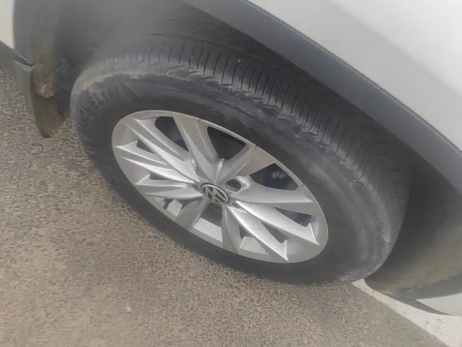 Volkswagen Tiguan — миниатюра 6