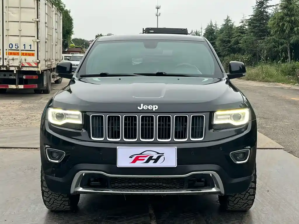 Jeep Grand Cherokee (Import) — миниатюра 2