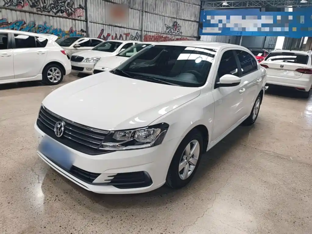 Volkswagen Lavida — миниатюра 2