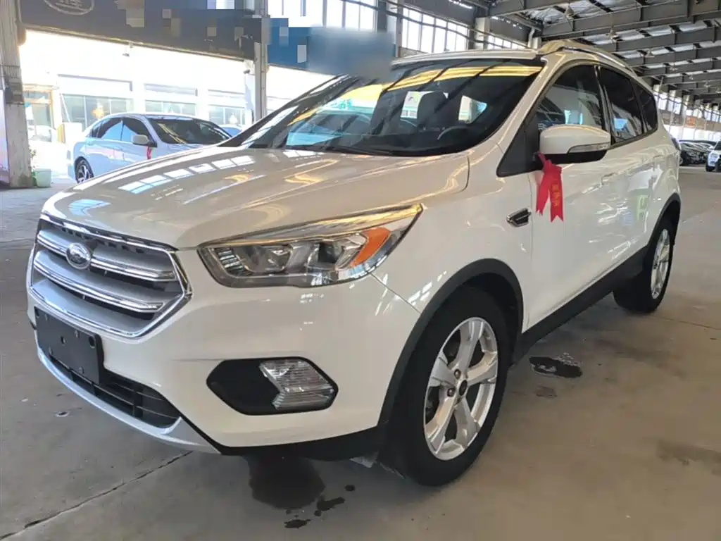 Купить Ford Kuga