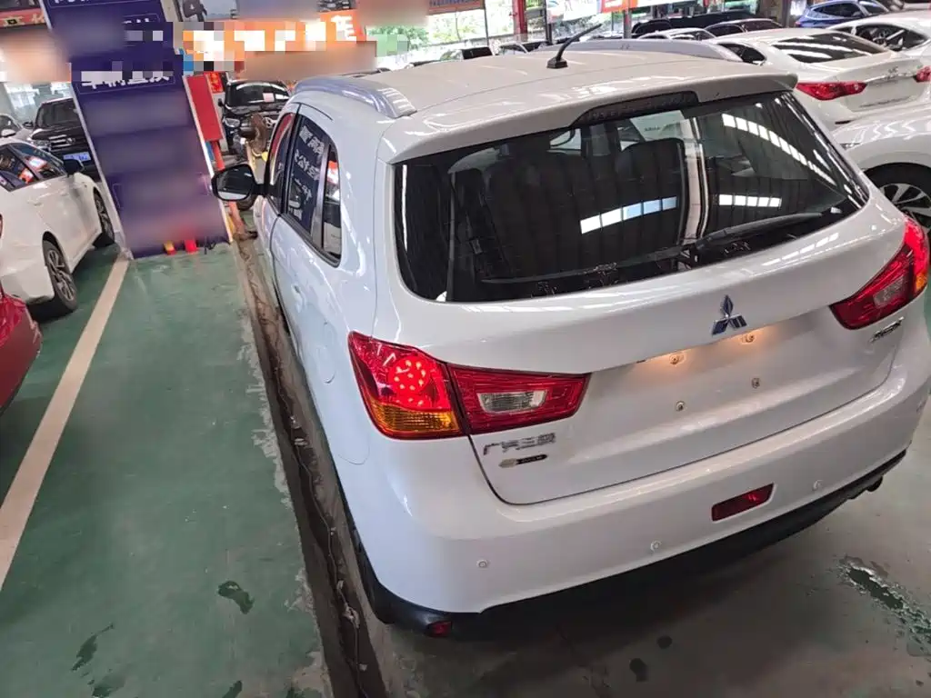 Mitsubishi ASX — миниатюра 5