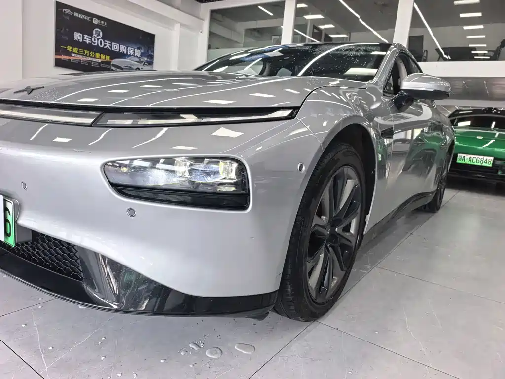 XPeng P7 — миниатюра 4