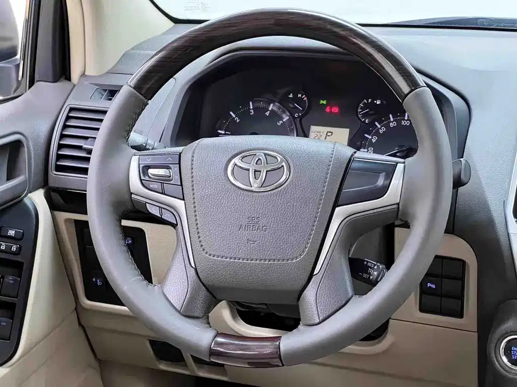 Toyota Prado (Import) — миниатюра 23