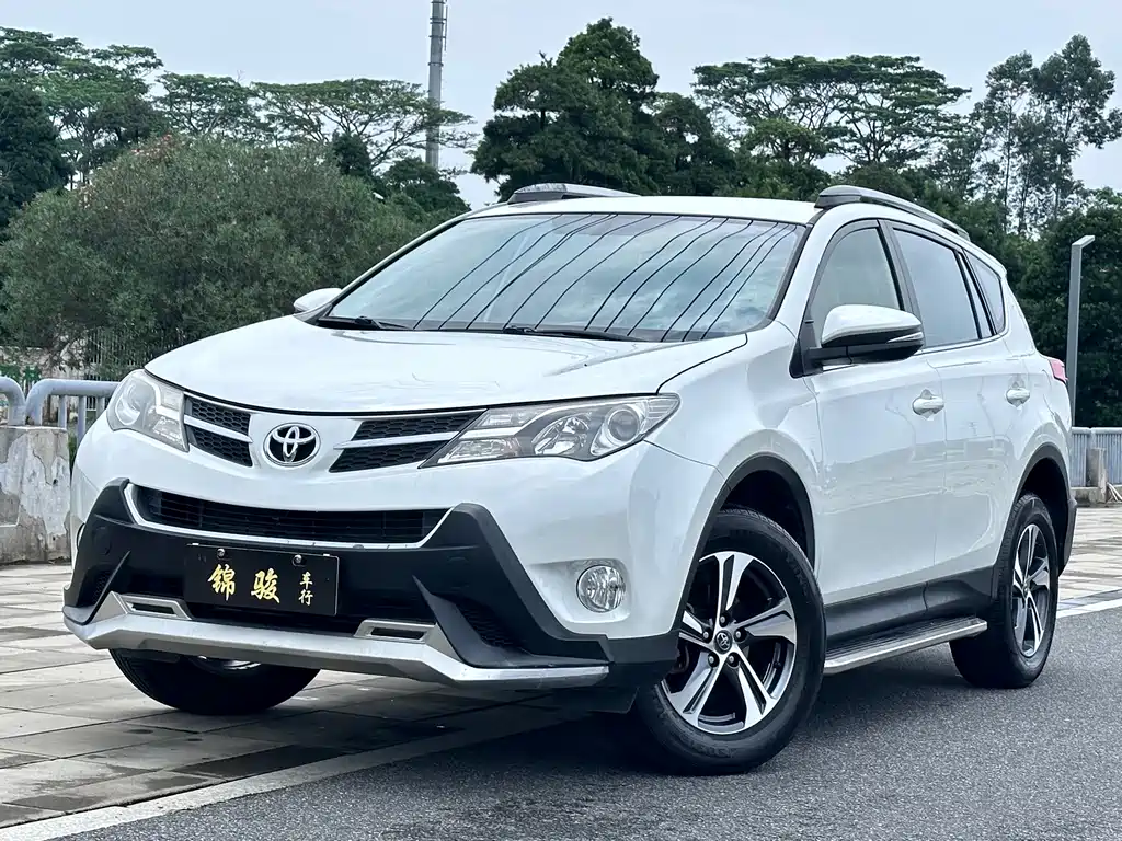 Toyota RAV4 — миниатюра 3