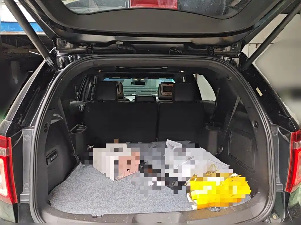 Ford Explorer (Import) — миниатюра 15
