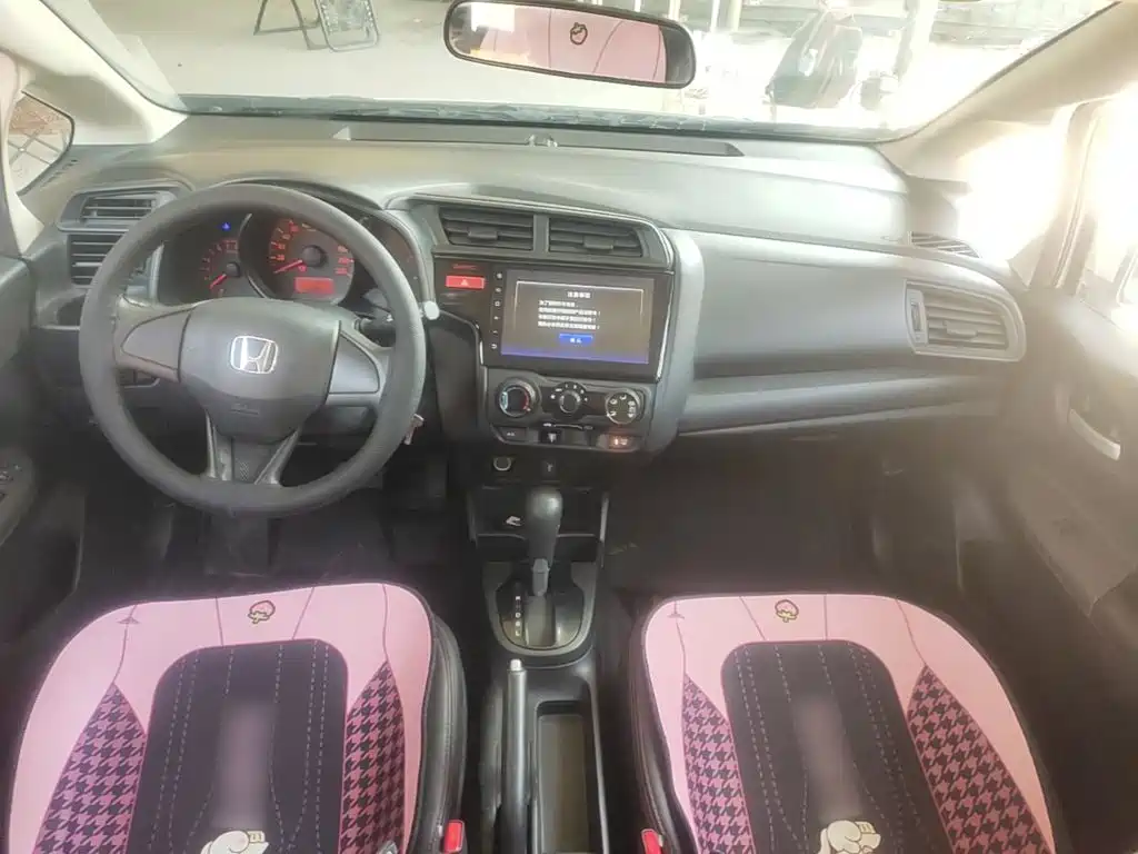 Honda Fit — миниатюра 10