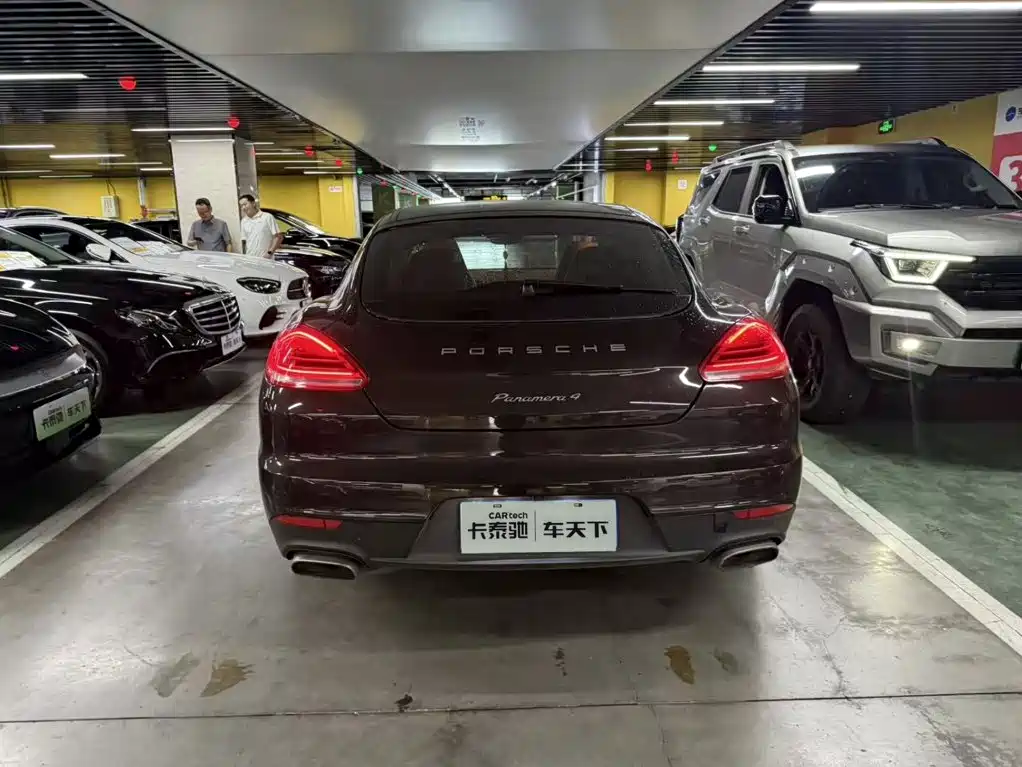 Porsche Panamera — миниатюра 6