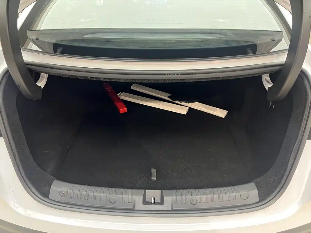 BYD Qin L — миниатюра 18