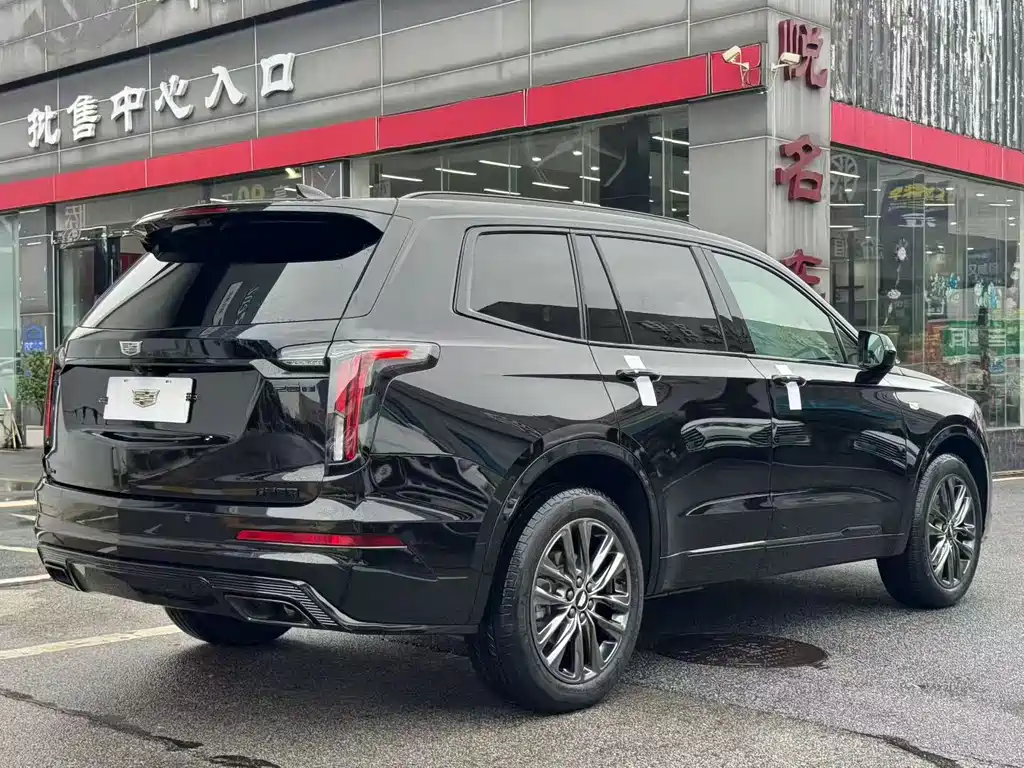 Cadillac XT6 — миниатюра 9