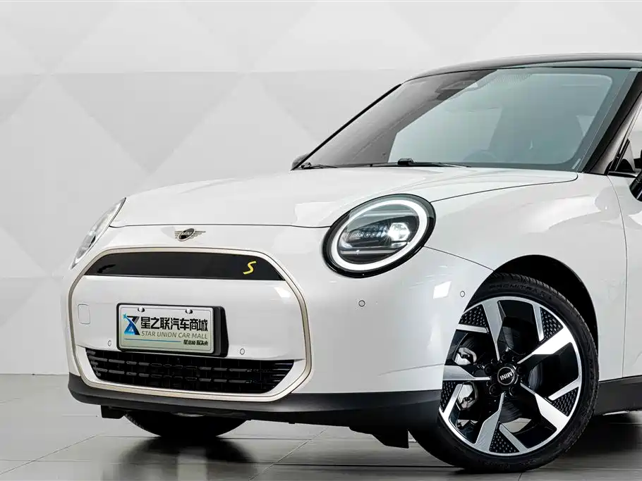 MINI MINI COOPER EV — миниатюра 3