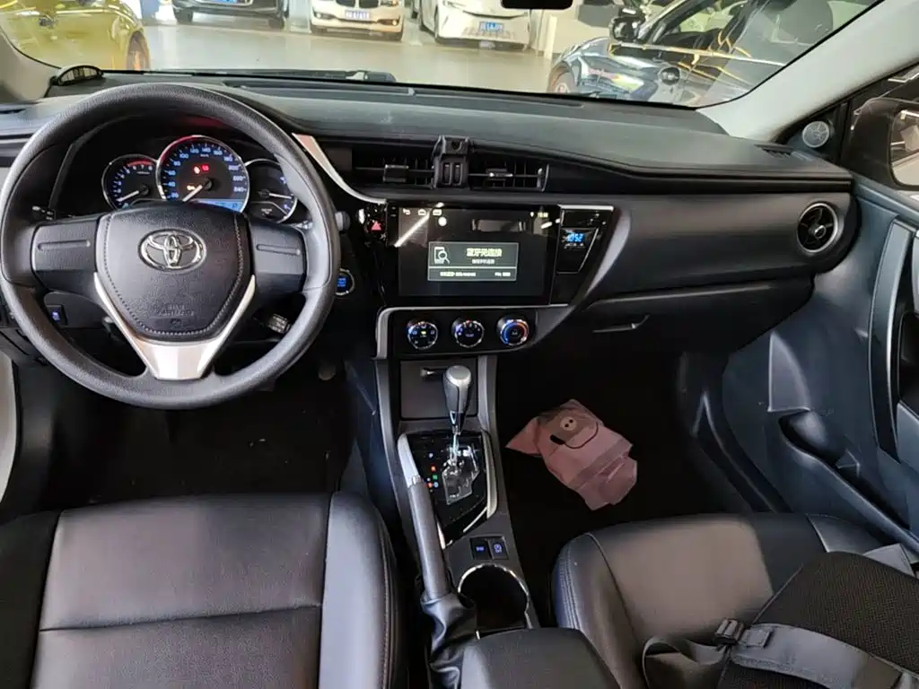 Toyota Corolla — миниатюра 14