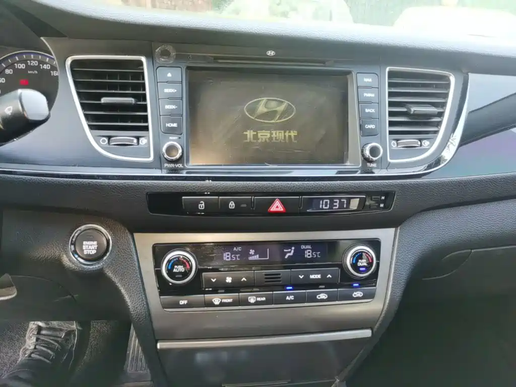 Hyundai Mistra — миниатюра 13