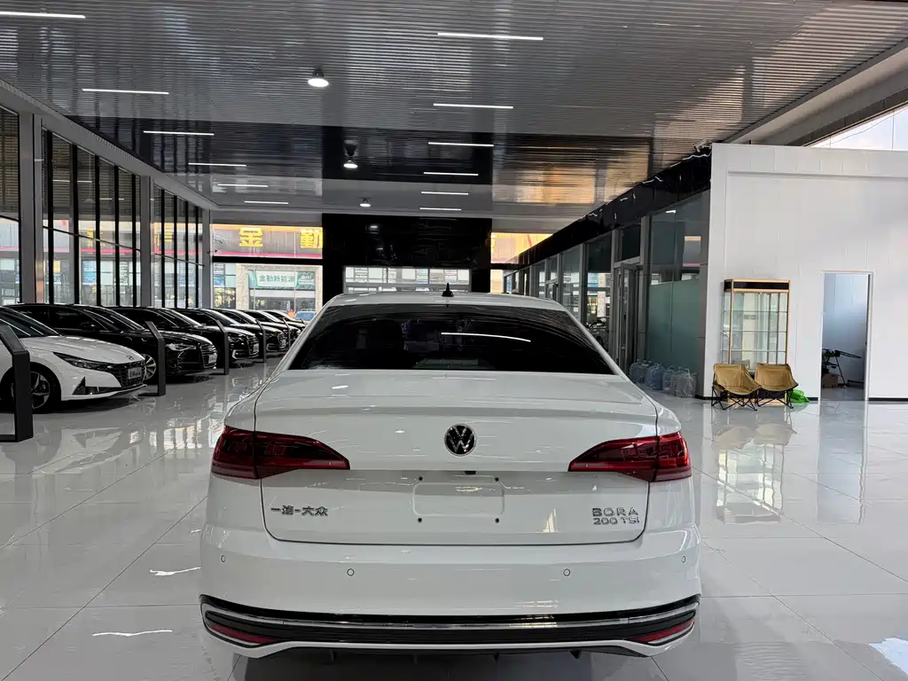 Volkswagen Bora — миниатюра 4