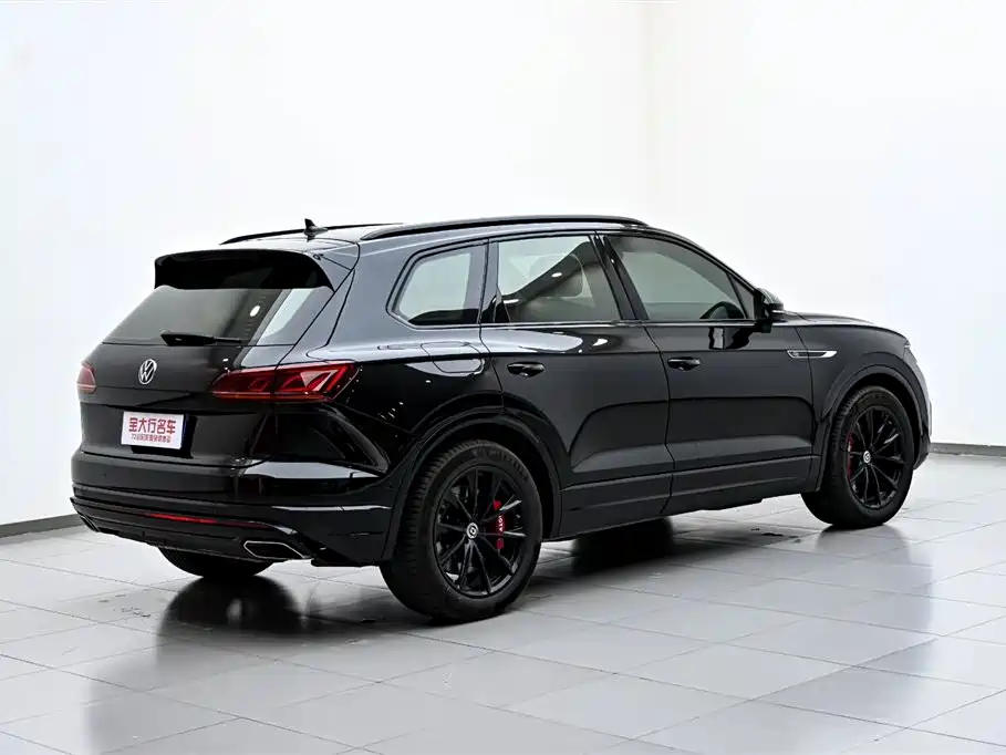 Volkswagen Touareg 2022 3.0TSI Sport