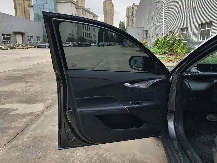 Changan Eado — миниатюра 7