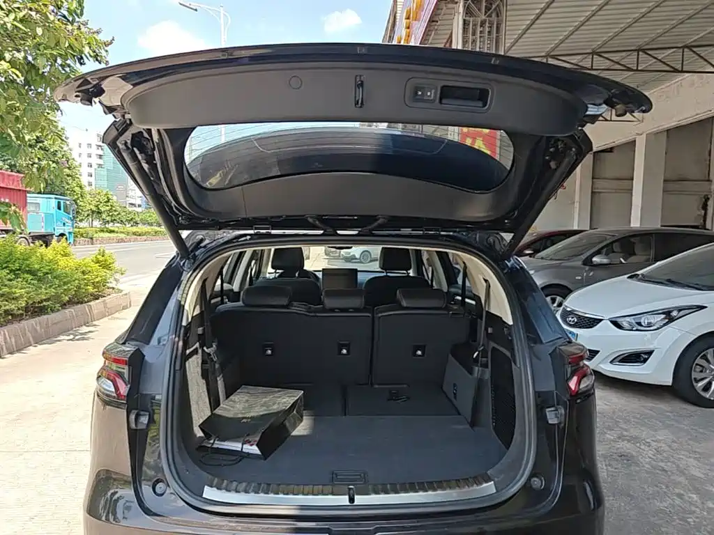 BYD Tang — миниатюра 19