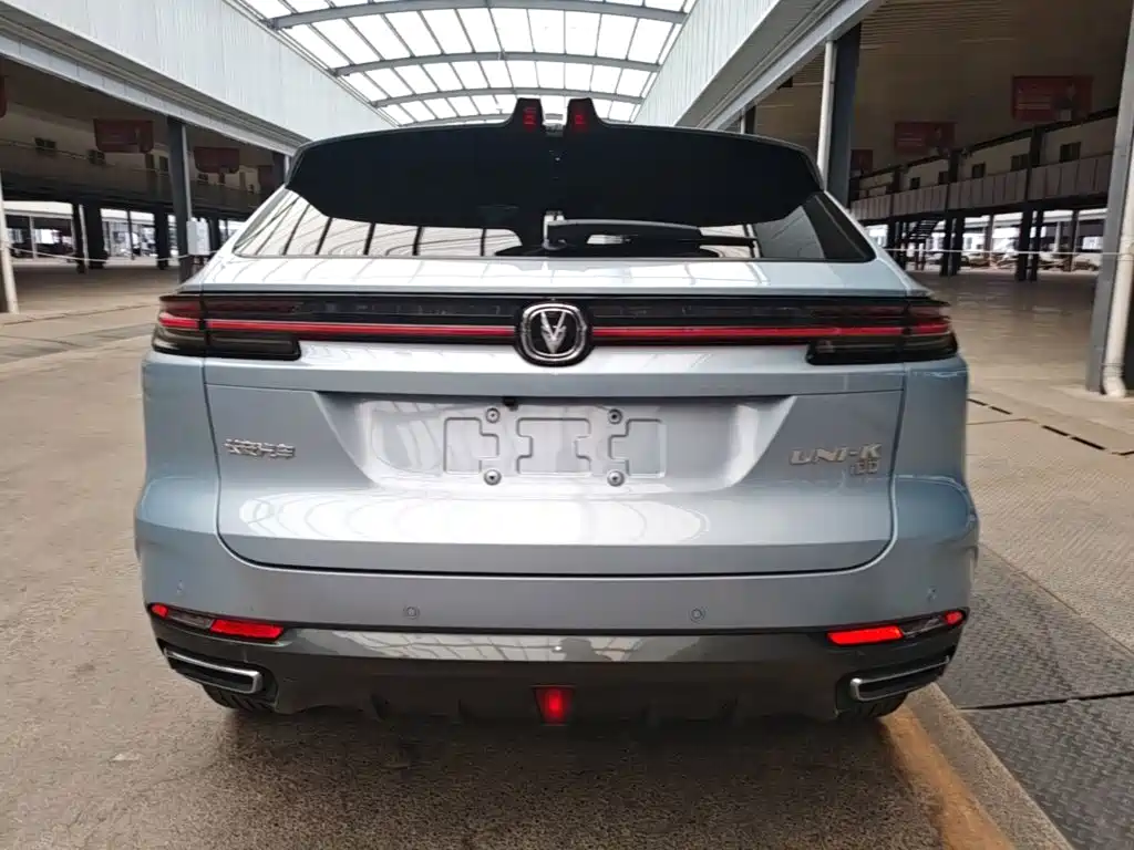 Changan UNI-K iDD — миниатюра 6