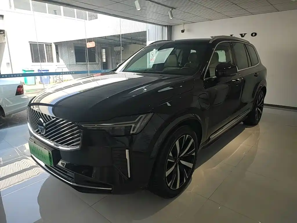 Volvo XC90 PHEV — миниатюра 2