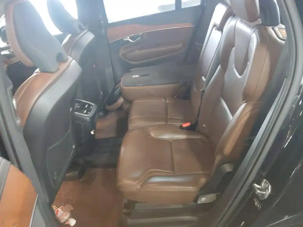 Volvo XC90 — миниатюра 17