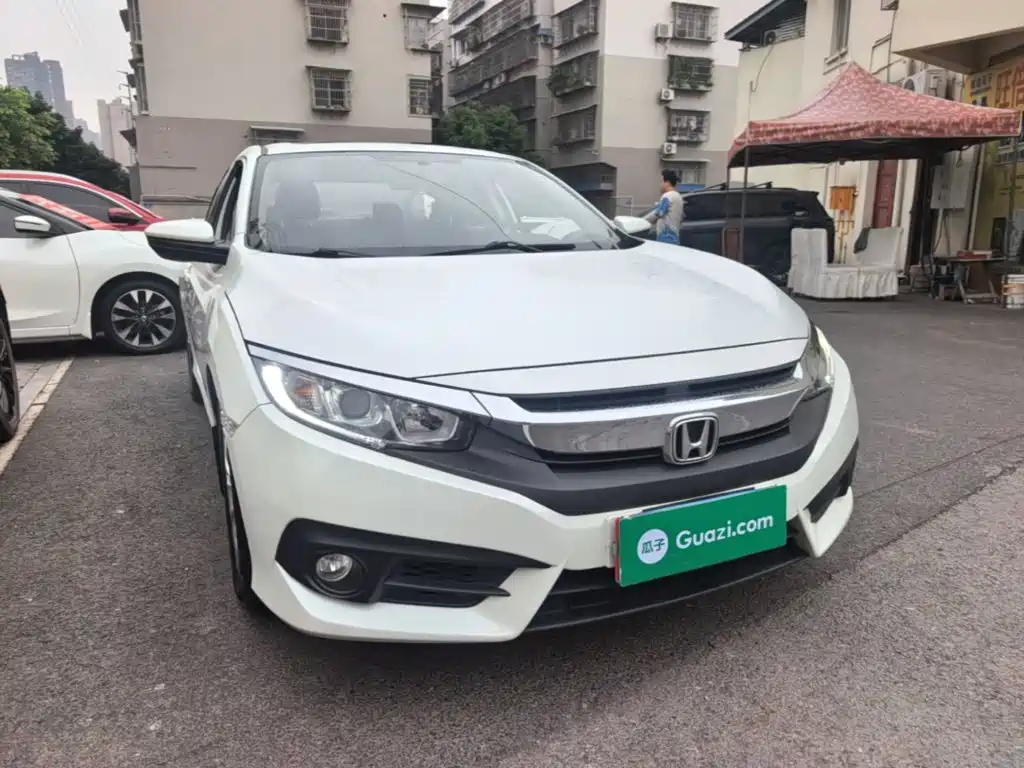 Honda Civic — миниатюра 4