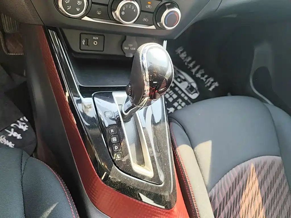Nissan Bluebird — миниатюра 14