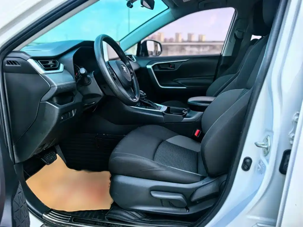 Toyota Wildlander — миниатюра 21