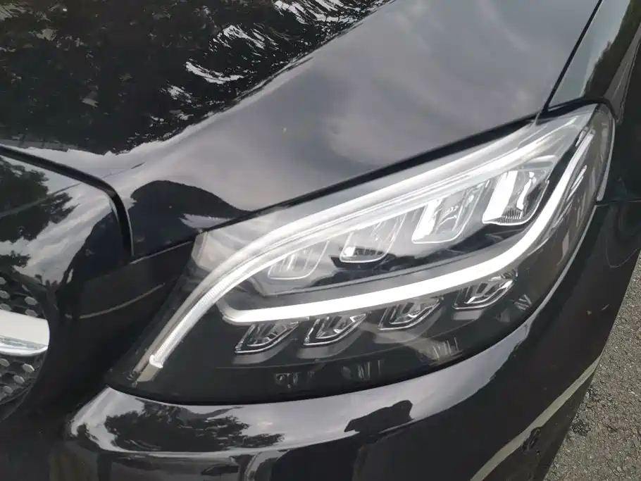 Mercedes-Benz C-Class — миниатюра 5
