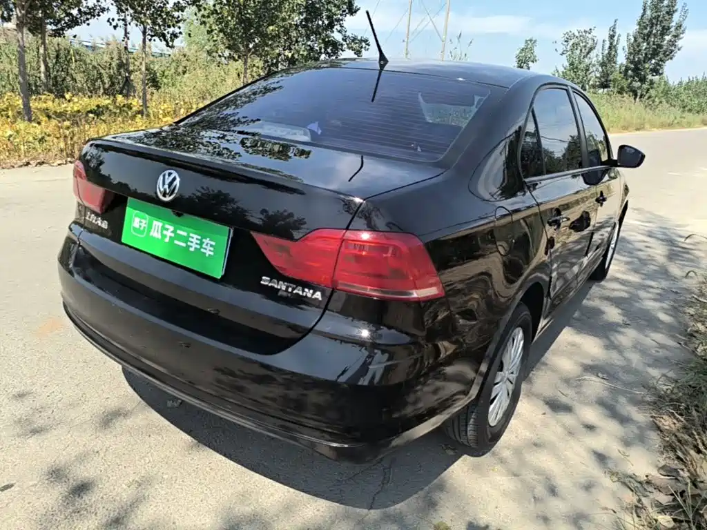Volkswagen Santana — миниатюра 7