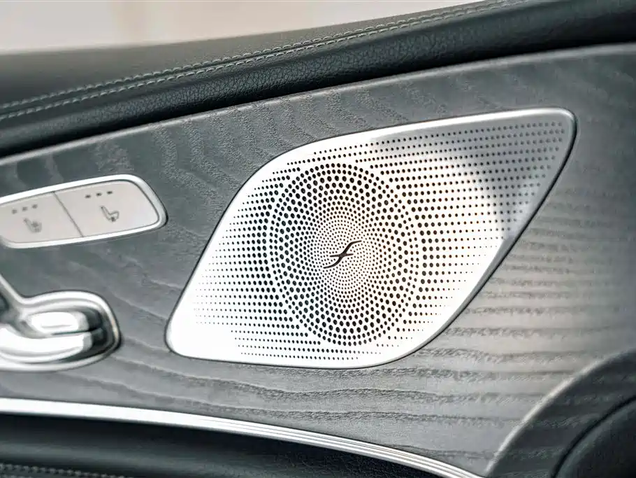 Mercedes-Benz CLS — миниатюра 18