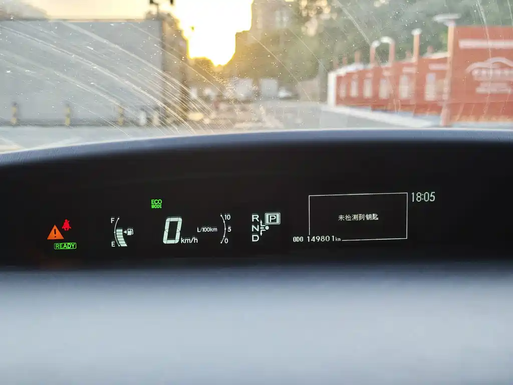 Toyota Prius — миниатюра 9