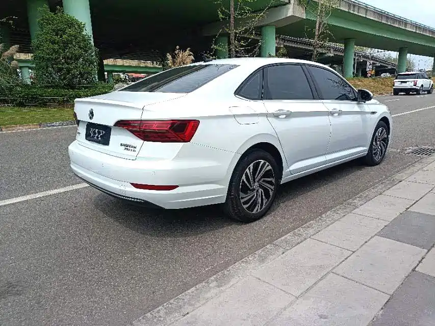Volkswagen Sagitar — миниатюра 7