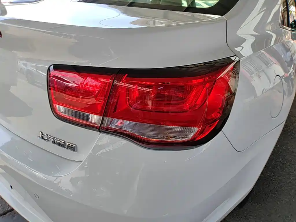 Chevrolet Malibu — миниатюра 8