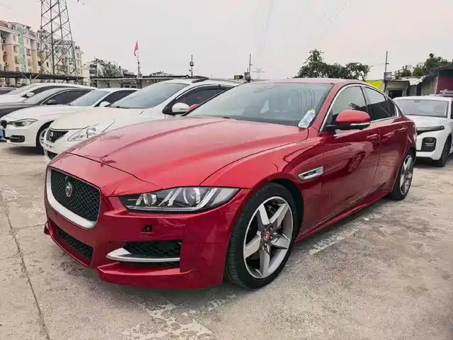 Jaguar XE