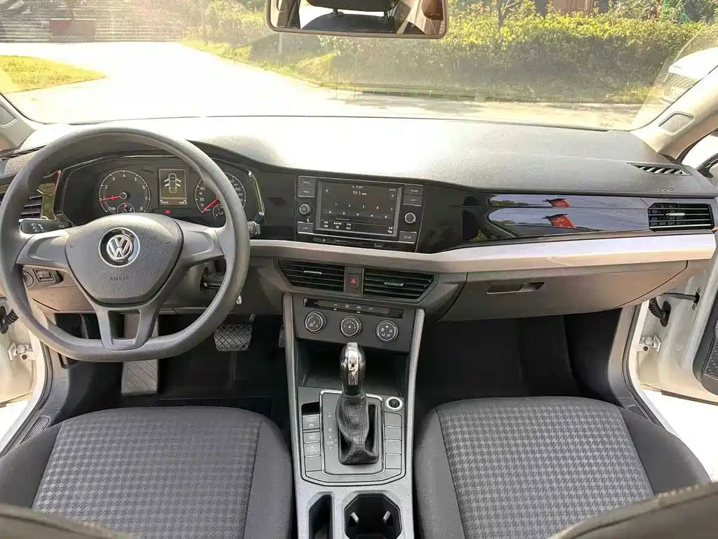 Volkswagen Bora — миниатюра 13