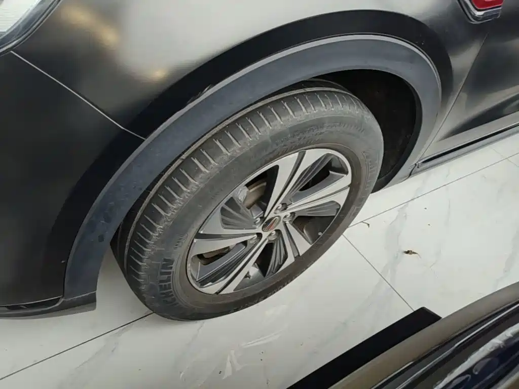 Hongqi Hongqi HS5 — миниатюра 23