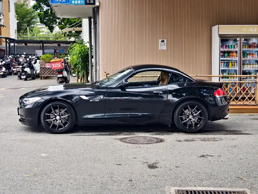 BMW Z4 — миниатюра 10
