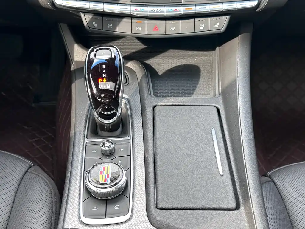 Cadillac CT5 — миниатюра 7