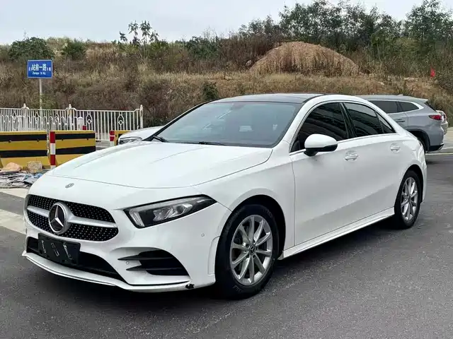 MERCEDES BENZ A CLASS