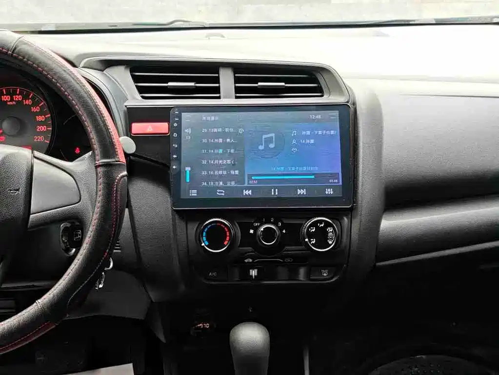 Honda Fit — миниатюра 20