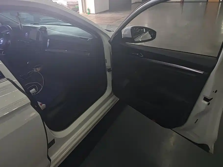 Volkswagen Bora — миниатюра 8