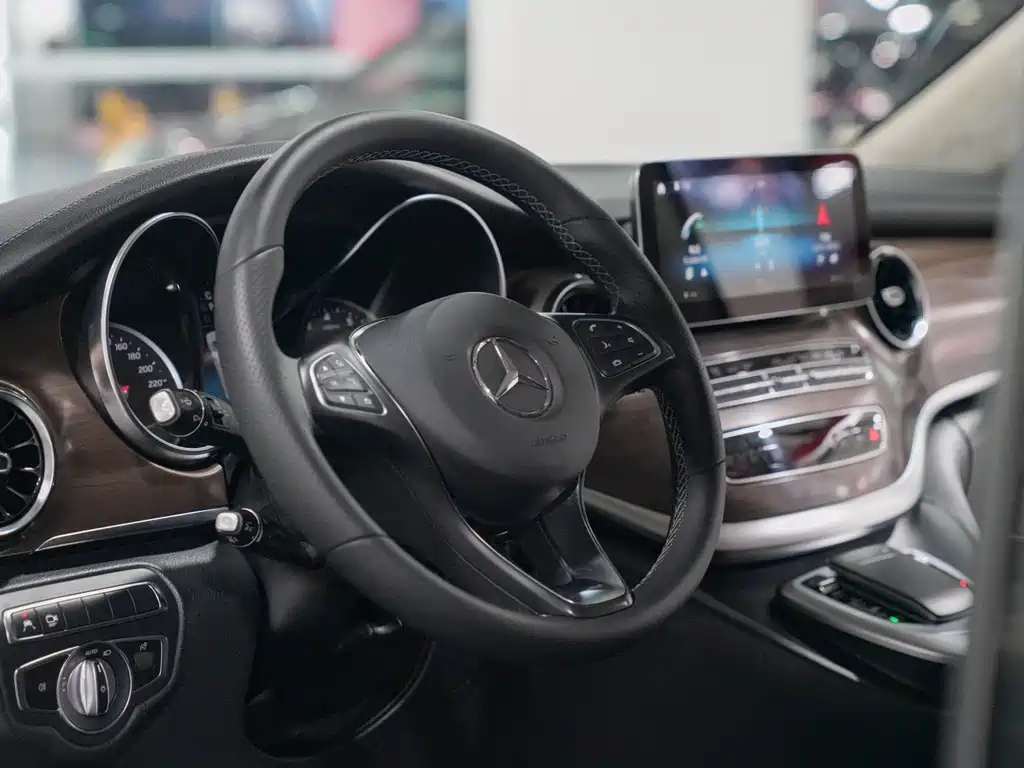 Mercedes-Benz V-Class V 2021 V 260 L Luxury