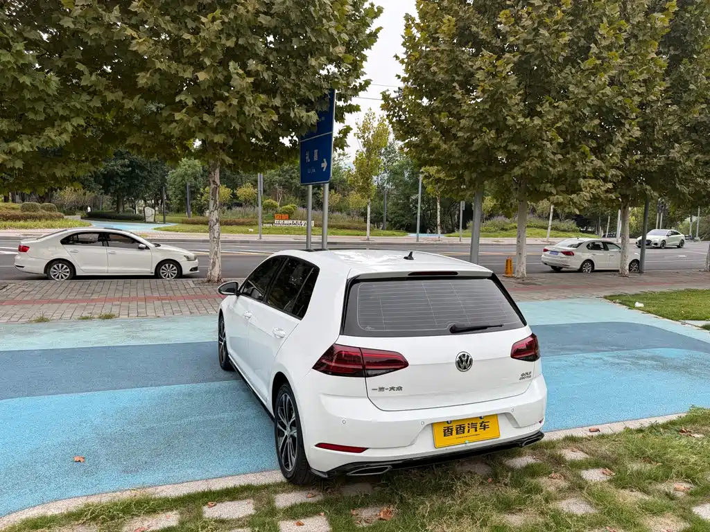 Volkswagen Golf — миниатюра 4