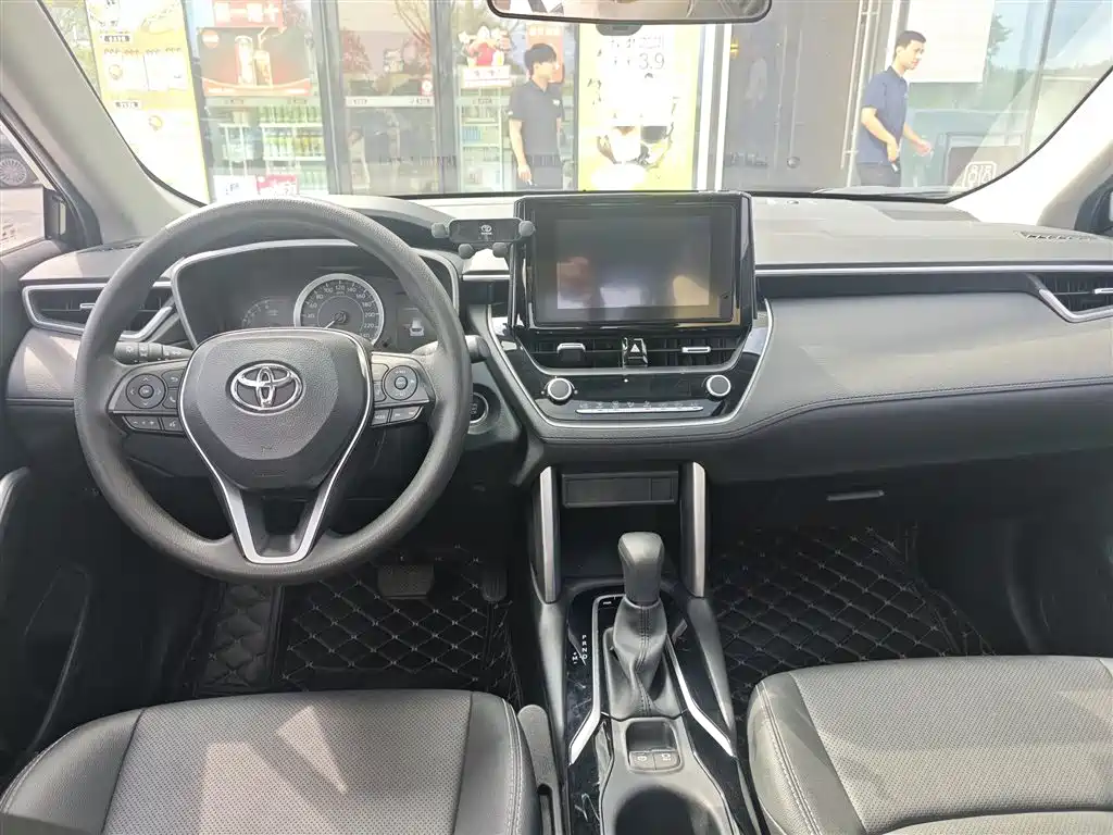 Toyota Frontlander — миниатюра 6